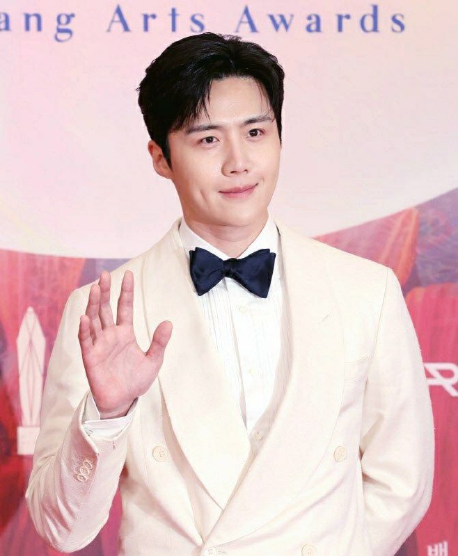 Datang ke Jakarta, Kim Seon-ho Ungkap Keinginan Kuasai Bahasa Indonesia